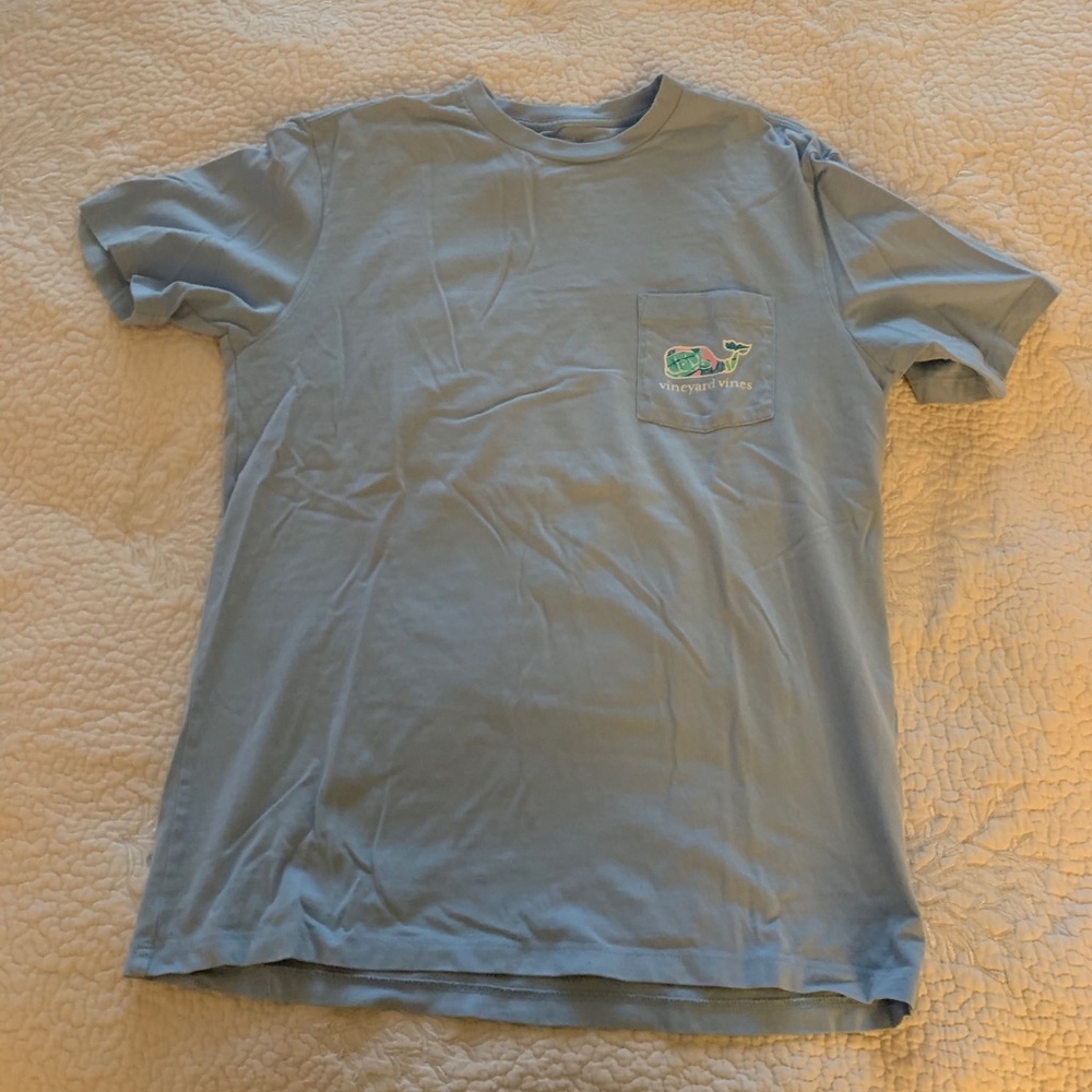 Vineyard Vines T-shirt